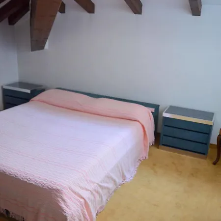 瓦波雷餐厅酒店 Faggeto Lario