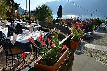 Ristorante Vapore מלון 2*